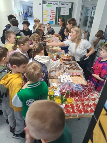 a5db488b-1945-4901-b264-057e57fe6264