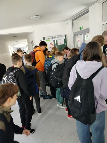 32ce323f-fe3a-4d9c-85bb-ae5af7b0e2ad