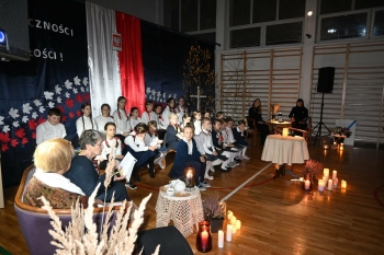 wieczornica.jfif