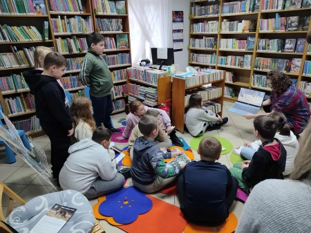 Klasa 3c odwiedziła Bibliotekę Miejską