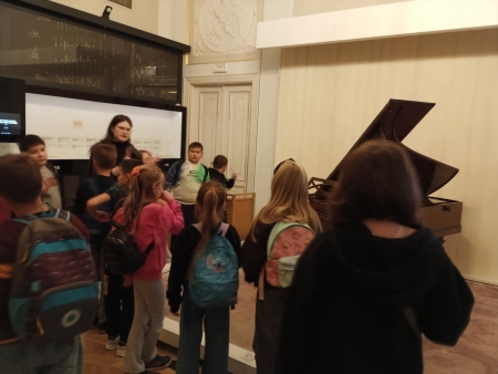 Klasy 3a, 3b i 3c wybrały się do Muzeum Chopina w Warszawie