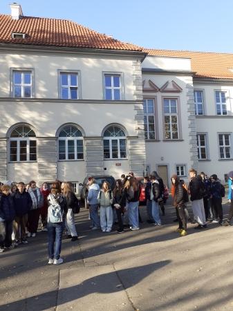 Klasy 8b i 8c  szlakiem bohaterów ''Kamieni na szaniec''