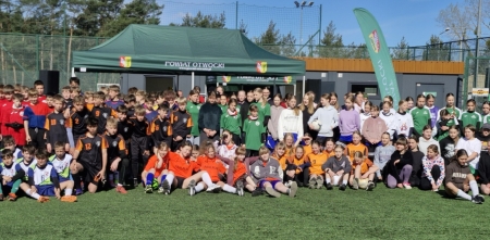 Powiatowe zawody w piłkę nożną dziewcząt i chłopców