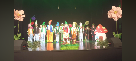 Gupa teatralna z naszej szkoły zakwalifikowała się do finału ...