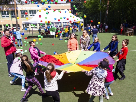  Piknik szkolny ''Żyj zdrowo i kolorowo''